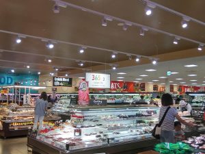 スーパーマーケット